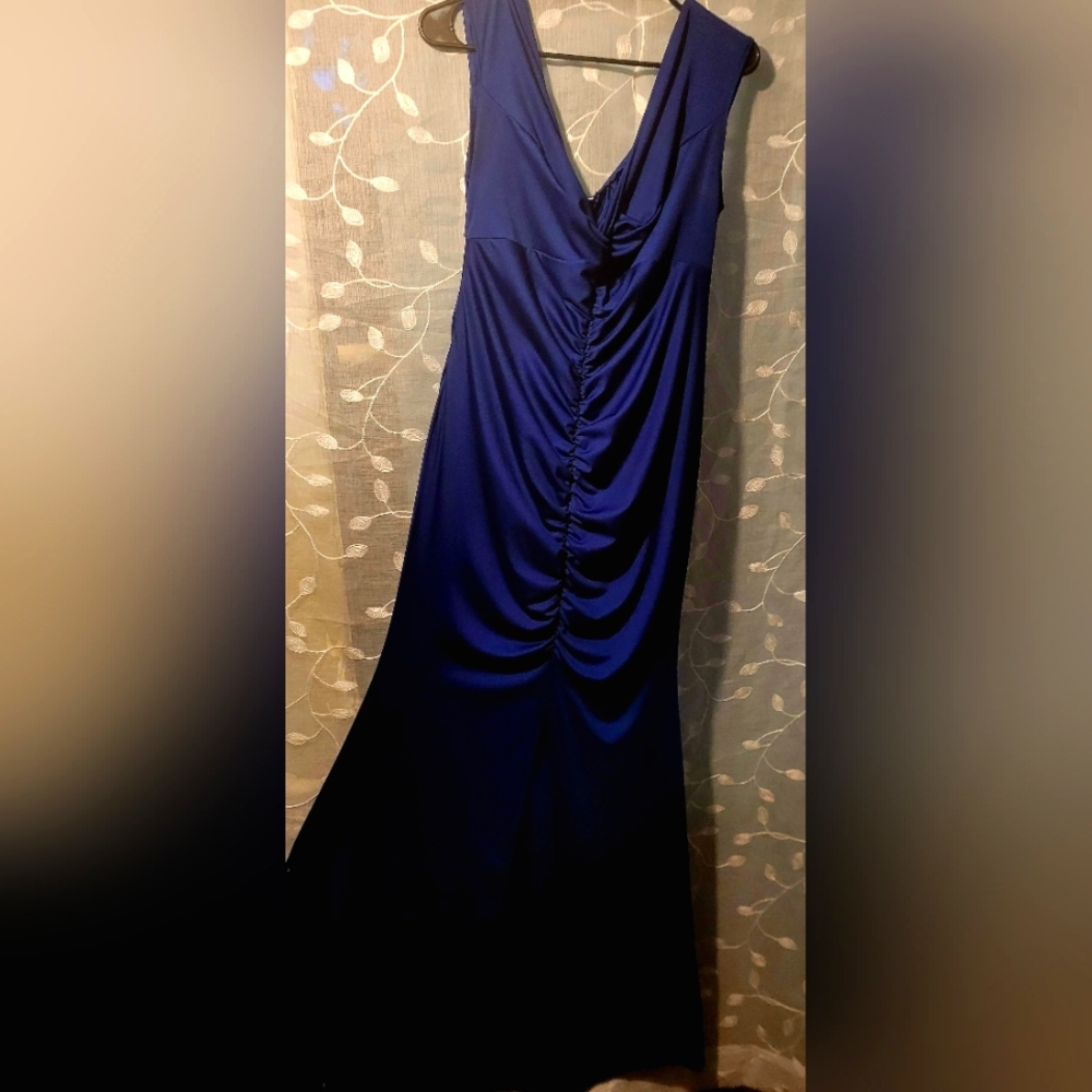 EVENING Gown
